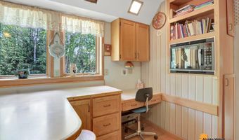 8210 Sundi Dr, Anchorage, AK 99502