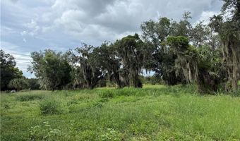 142 E Raymond St, Avon Park, FL 33825