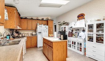 824 OWL CREEK Ave, Cheyenne, WY 82007