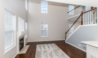 7 Shade Tree Ct, Algonquin, IL 60102