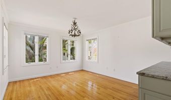 15 Hammersmith Rd 30A, Newport, RI 02840