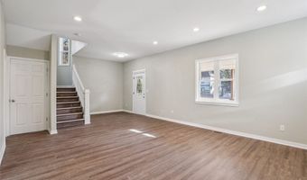 715 Grand Ave, Ames, IA 50010