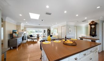 517 LOQUAT Dr, Anna Maria, FL 34216