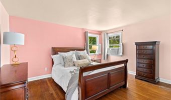 28 Alton Ave, Cumberland, RI 02864