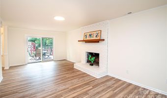 7111 Sythe Ct, Charlotte, NC 28226