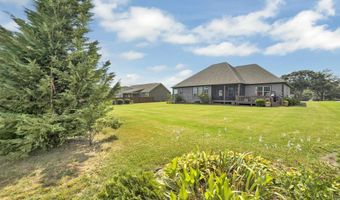 498 Double Bridge Rd, Boiling Springs, SC 29316