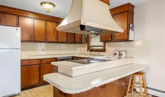370 Bryant St, Cumberland, RI 02864