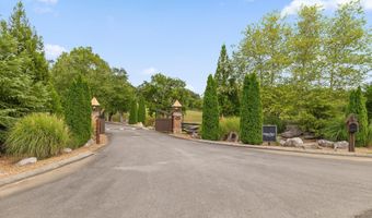 1020 Thomas Rd, Benton, TN 37307