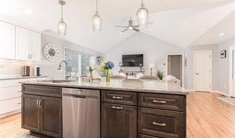 11 Kendall Ct, Charlestown, RI 02813