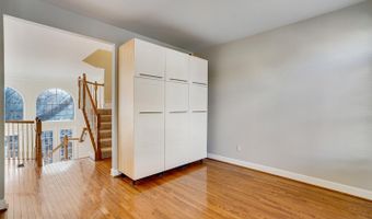 2505 GADSBY Pl, Alexandria, VA 22311