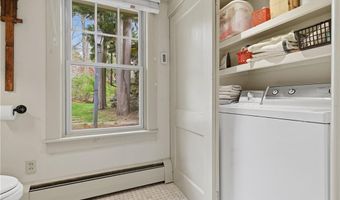 10 Hamilton Hl, Glocester, RI 02829