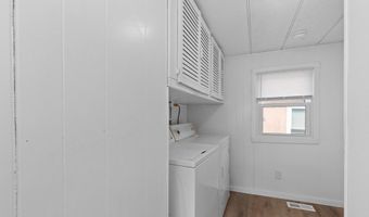 17 Jake Ln, Acushnet, MA 02743