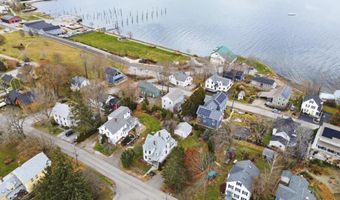 38 Union St, Belfast, ME 04915