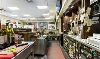 325 SE 2nd St, Bandon, OR 97411