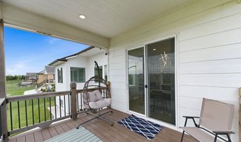 1113 W Lakeway Ct, Andover, KS 67002