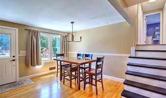 62 Meadowcrest Dr, Cumberland, RI 02864