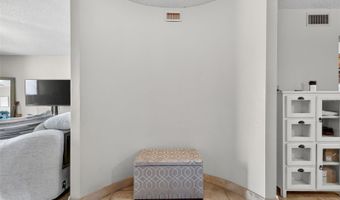 534 ORANGE Dr 13, Altamonte Springs, FL 32701