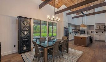 917 McDonald Dr, Amsterdam, NY 12070
