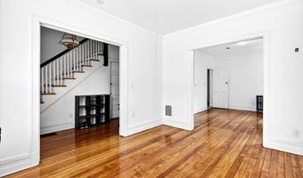 408 East Ave, Bridgeport, CT 06610