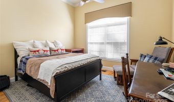 47 Timberwood Dr, Asheville, NC 28806