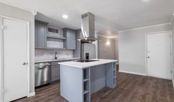5529 Gates Dr, The Colony, TX 75056