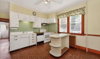 357 Division St, Amsterdam, NY 12010