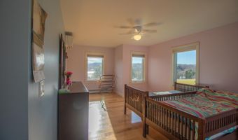 86 Forty Rd, Barton, VT 05822