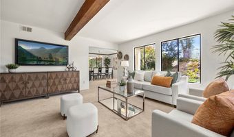 465 S Country Hill Rd, Anaheim, CA 92808