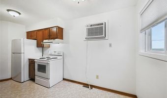 88 Main Ave, Atkins, IA 52206