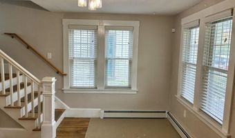 272 Center St, Bangor, ME 04401