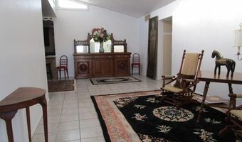 1009 Dakota St NE, Albuquerque, NM 87110