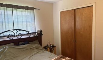 1404 S Madison Ave, Aurora, MO 65605
