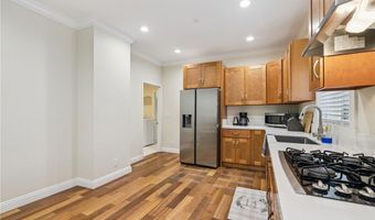 2104 Crenshaw Blvd, Los Angeles, CA 90016