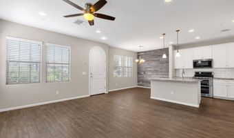 2477 W MARKET Pl 34, Chandler, AZ 85248