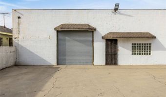 915 N Willowbrook Ave, Compton, CA 90220
