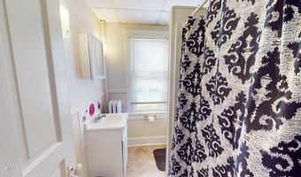 231 Beech Ave, Altoona, PA 16601
