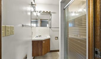 206 E 2nd Ave, Clark Fork, ID 83811