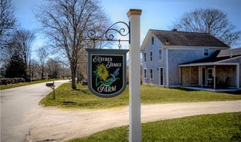 127 Willow Ave, Little Compton, RI 02837