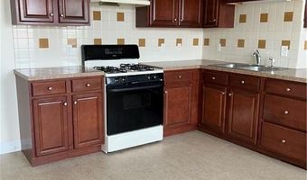 575 Main St 2B, East Greenwich, RI 02818