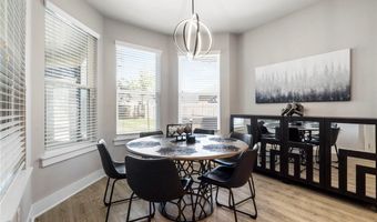 905 N Main St, Bentonville, AR 72712