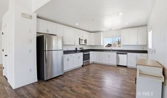245 N Willow St, Colorado City, AZ 86021