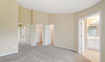 43191 RIDERS Sq, Broadlands, VA 20148