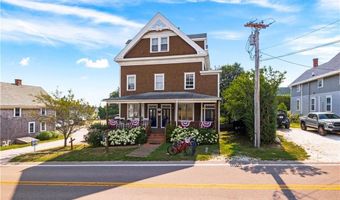 27 High St 3, Block Island, RI 02807