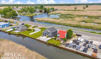 7305 Dyke Rd, Algonac, MI 48001