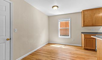835 Blackberry Ln, Ashland, OR 97520