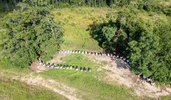1054 Penny Morris Rd, Baxley, GA 31513