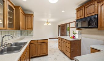 5201 PUUWAI Rd, Kalaheo, HI 96741