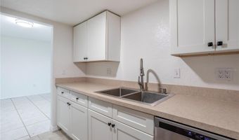 902 LAKE DESTINY Rd C, Altamonte Springs, FL 32714