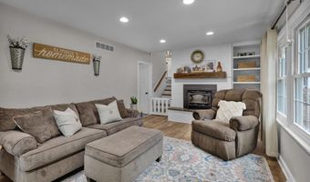 13 EDGEDALE Ct, Reading, PA 19610