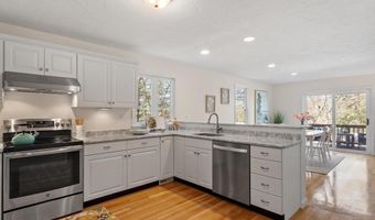 5 Westside Dr, Acton, MA 01720